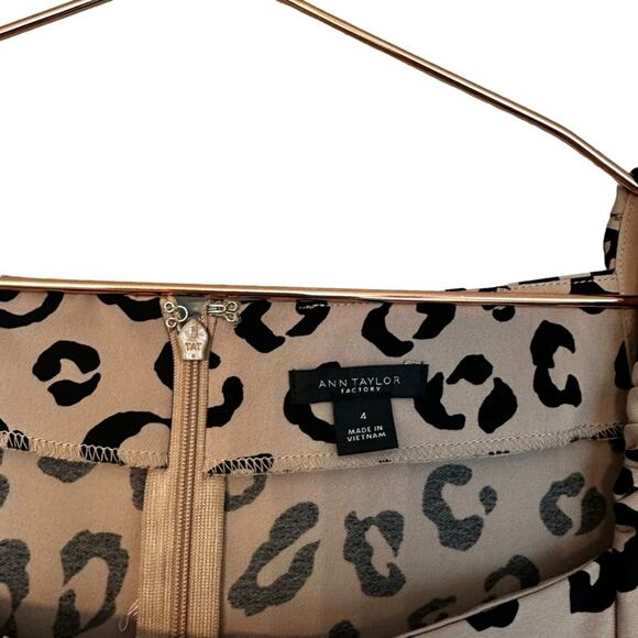 Ann Taylor factory Leopard square neck puff sleeve Dress size 4 - Picture 2 of 7